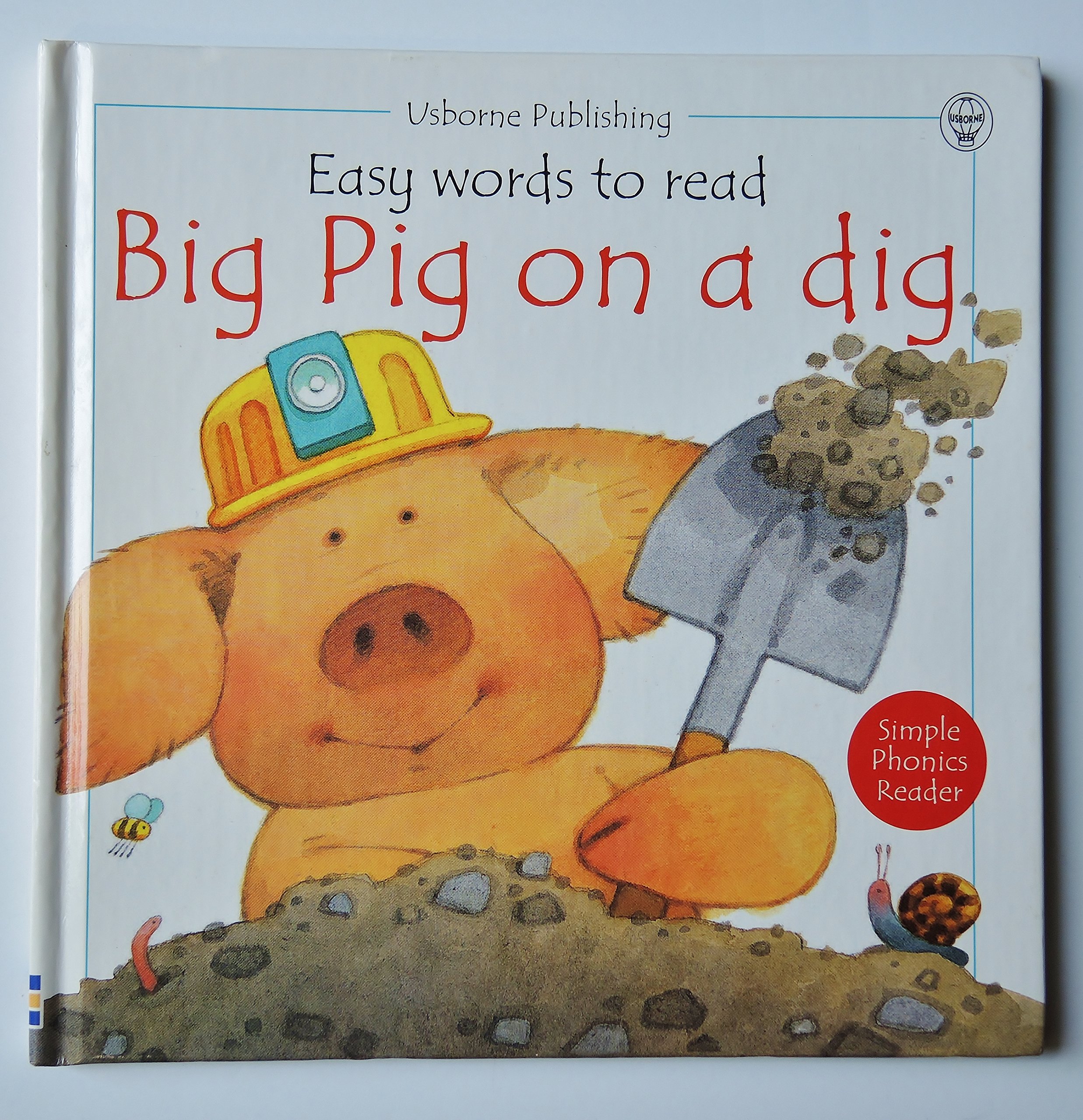 Big Pig on a Dig (Easy Words to Read)