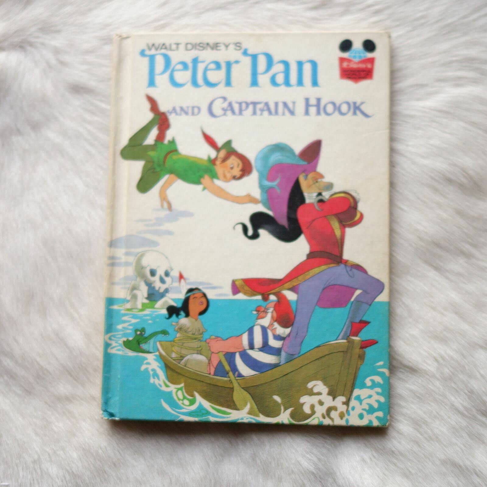 Peter Pan and Captain Hook (Disney's Wonderful World of Reading)