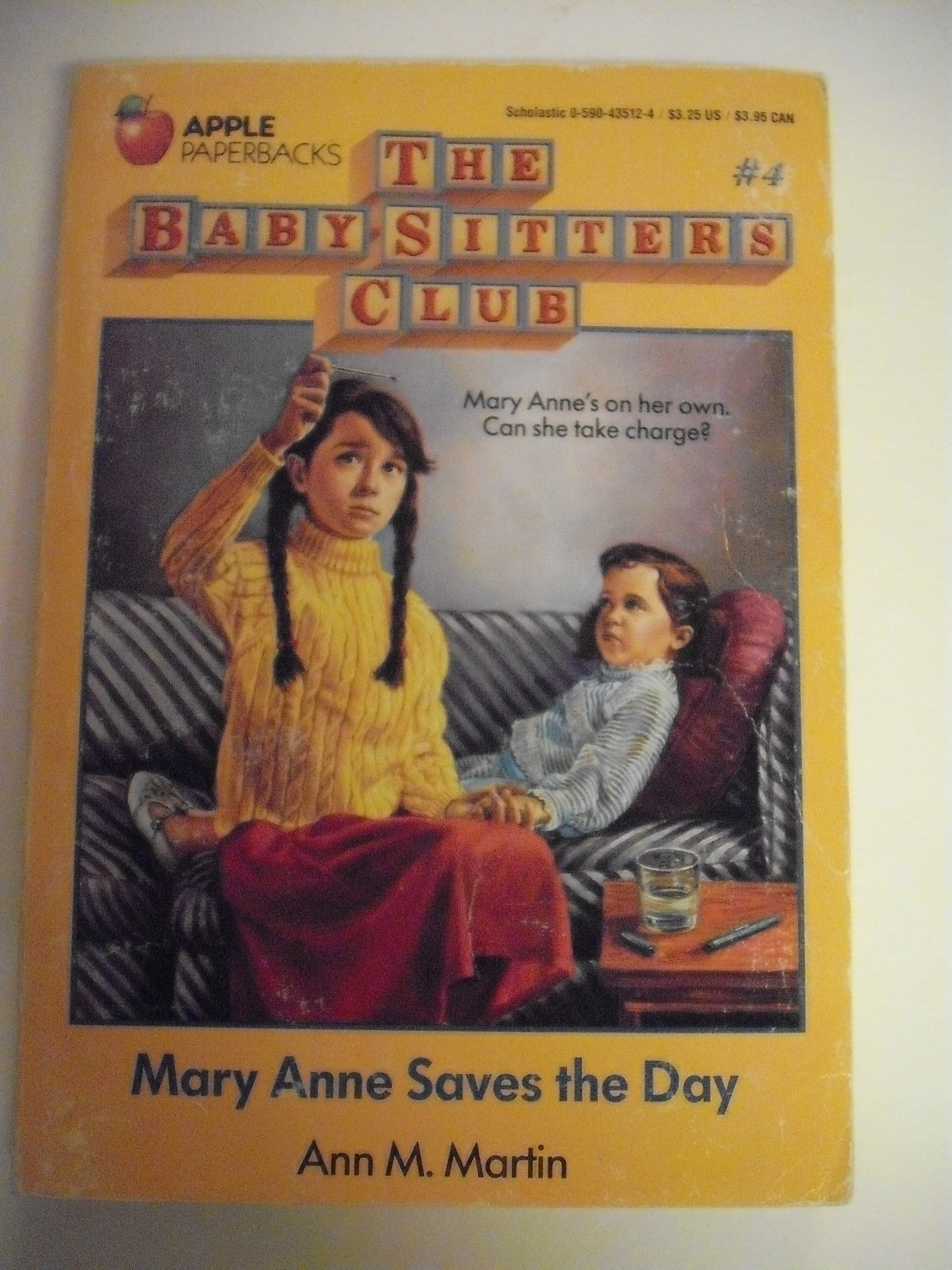 Mary Anne Saves the Day (The Baby-Sitters Club #4)