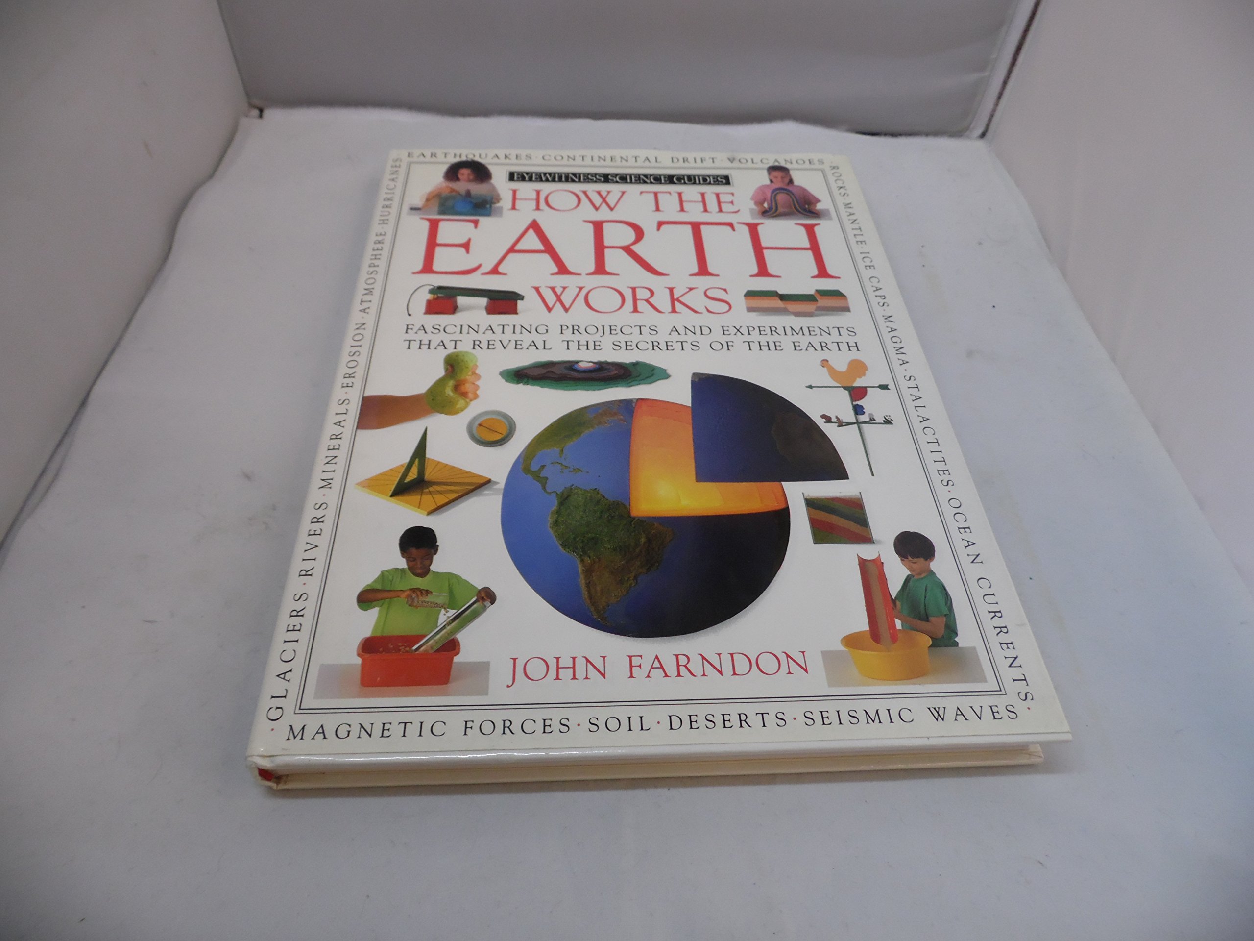 How the Earth Works (Eyewitness Science Guides)