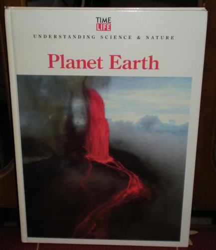 Planet Earth (Understanding Science & Nature)