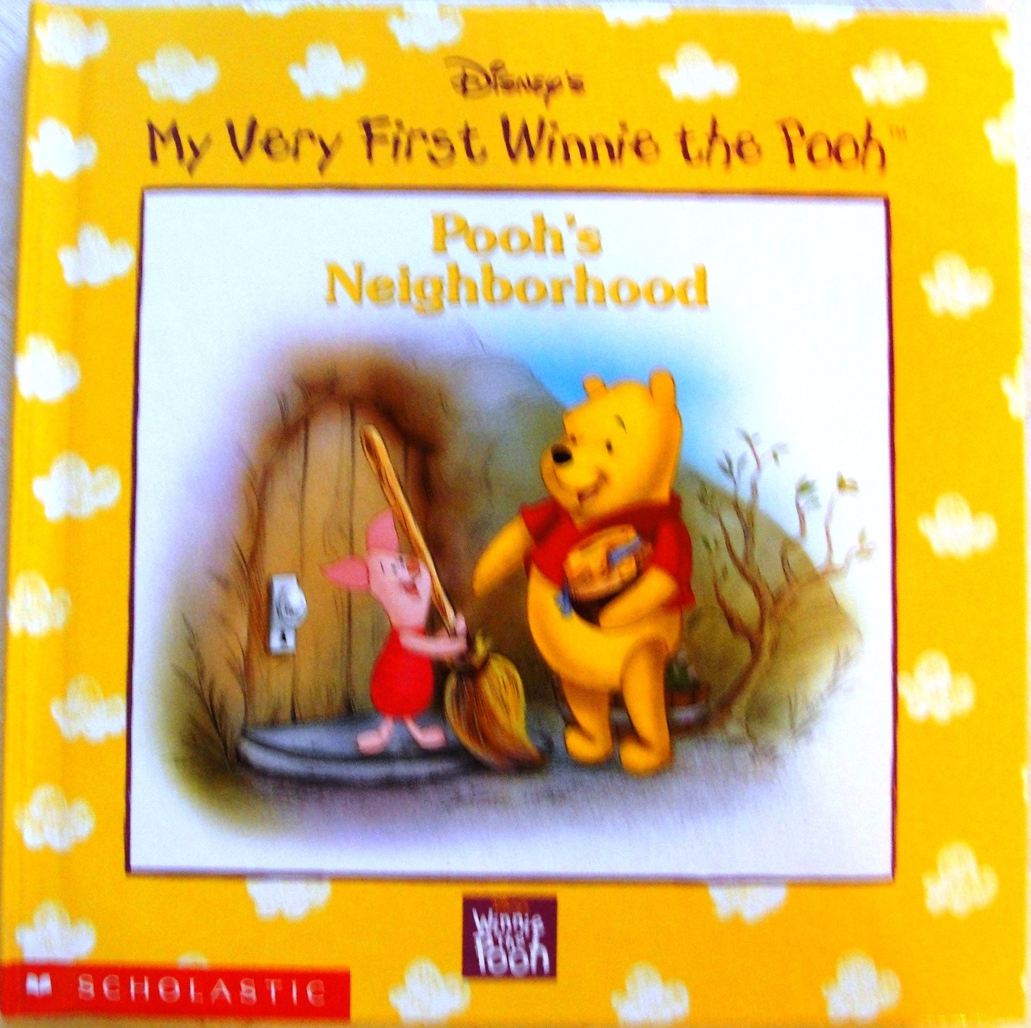 Pooh's Neighborhood (Disney's My Very First Winnie the Pooh)
