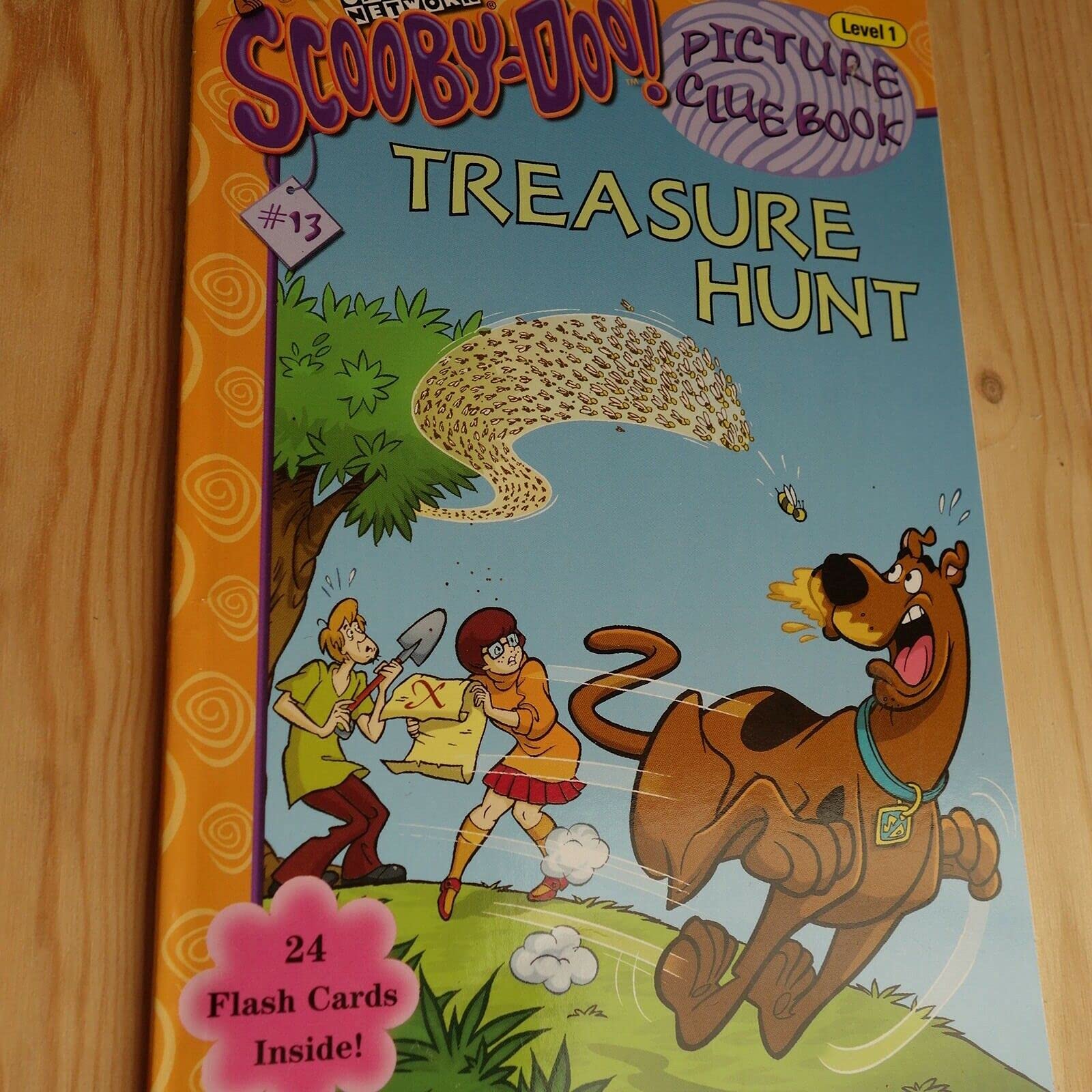 Treasure Hunt (Scooby-Doo! Picture Clue Book, No. 13)