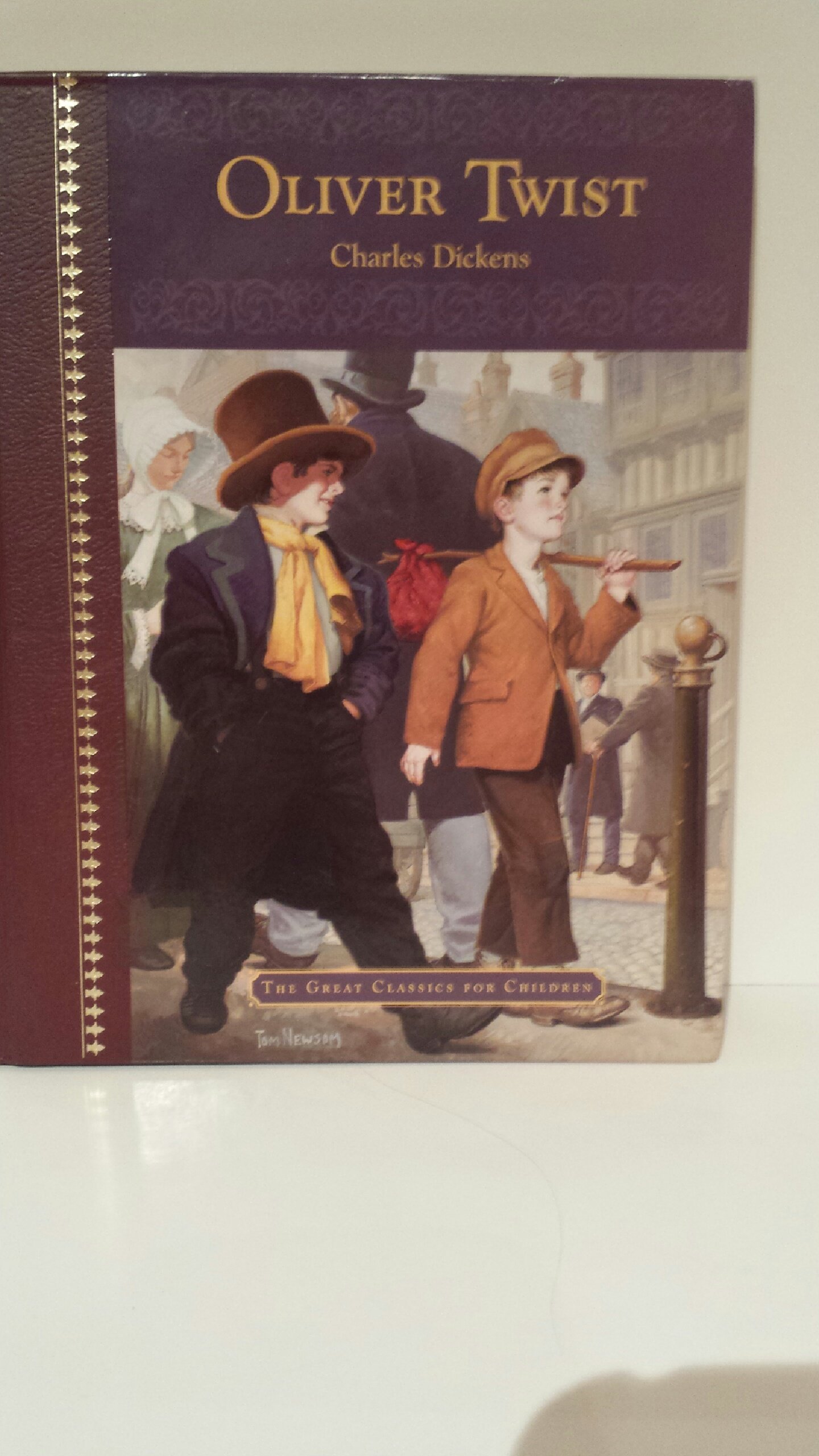 Oliver Twist (Treasury of Illustrated Classics)