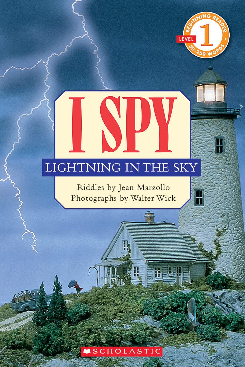 I Spy Lightning in the Sky (Scholastic Reader, Level 1): I Spy Lightning In The Sky