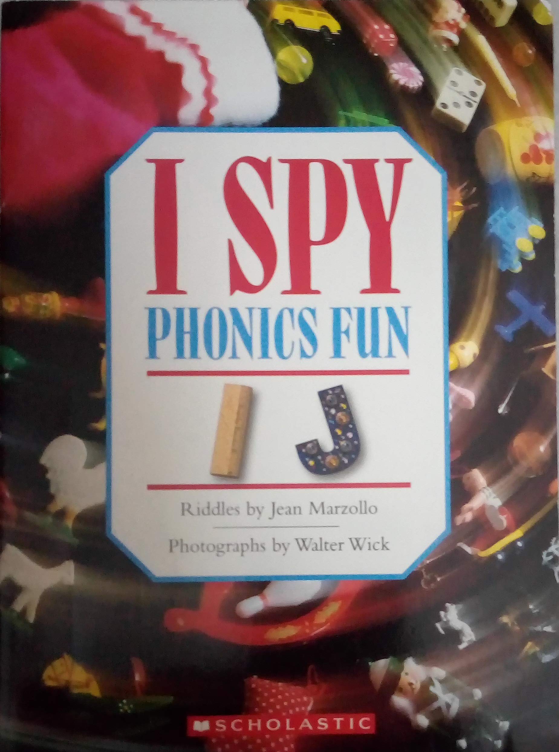 I Spy Phonics Fun: I J