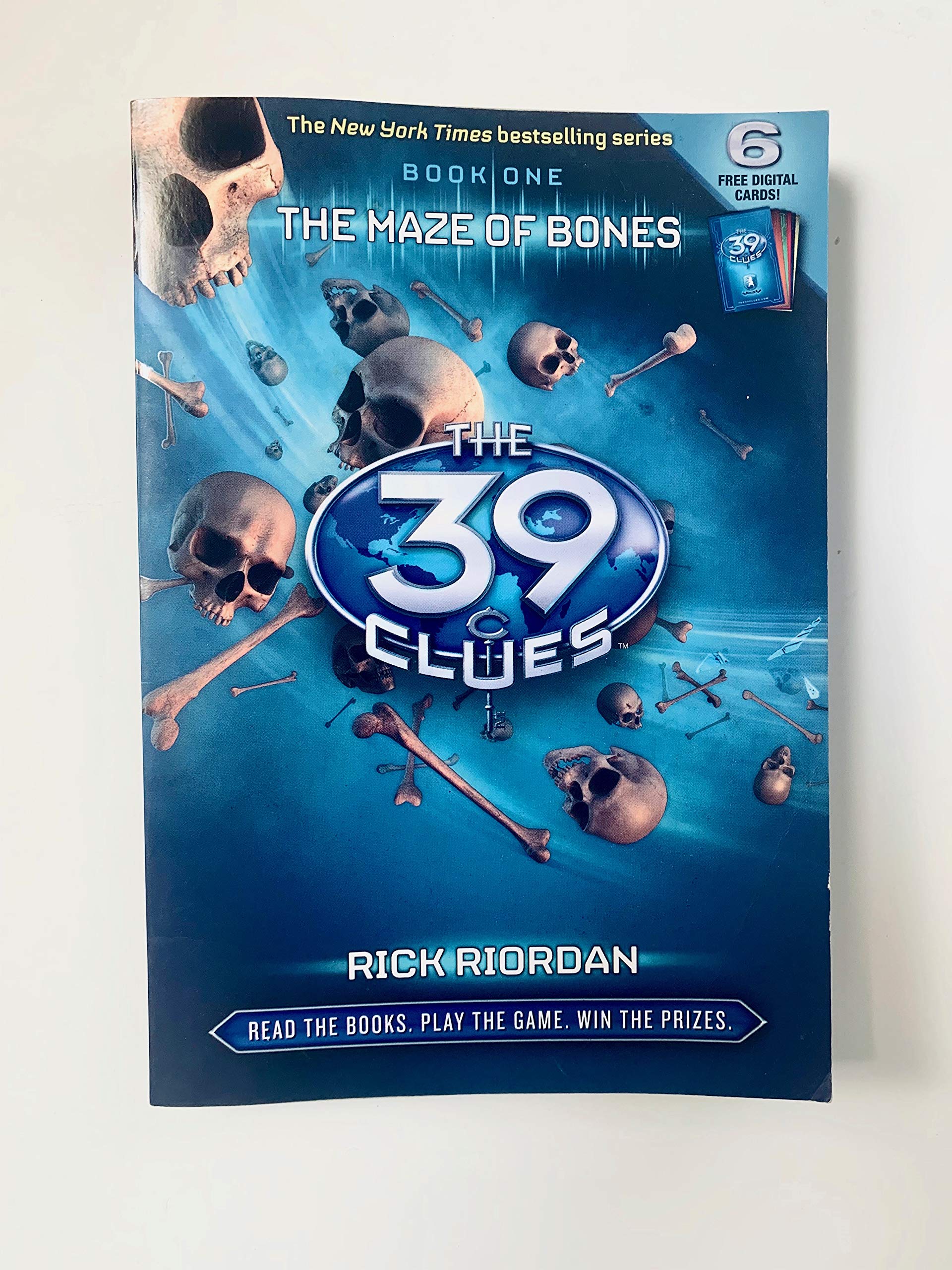 The Maze of Bones (39 Clues, No. 1)