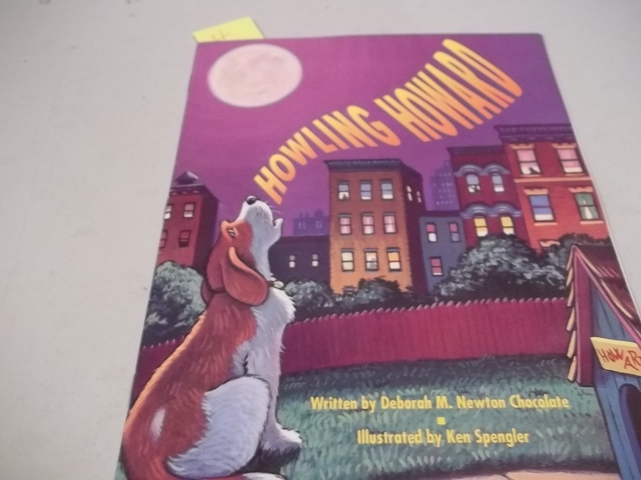 HOWLING HAOWARD, SINGLE COPY, DISCOVERY PHONICS 2