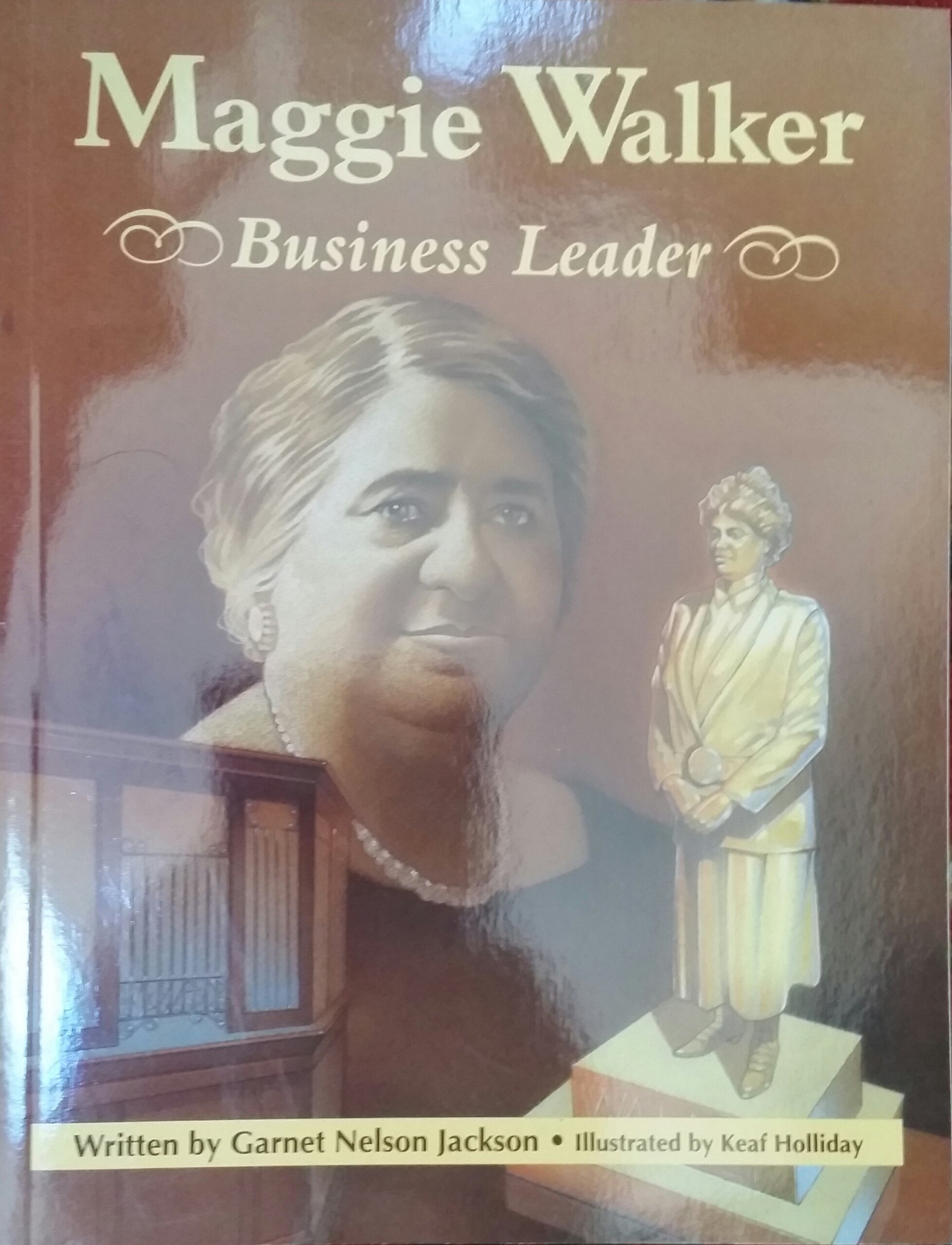 MAGGIE WALKER, SOFTCOVER, SINGLE COPY, BEGINNING BIOGRAPHIES